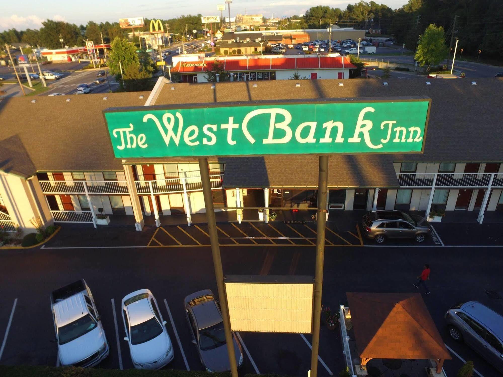 West Bank Inn Augusta Exterior photo
